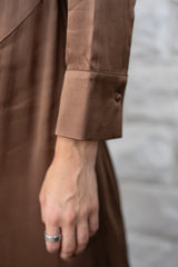 Midnight Silk - Brown detail