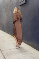 Midnight Silk - Brown detail