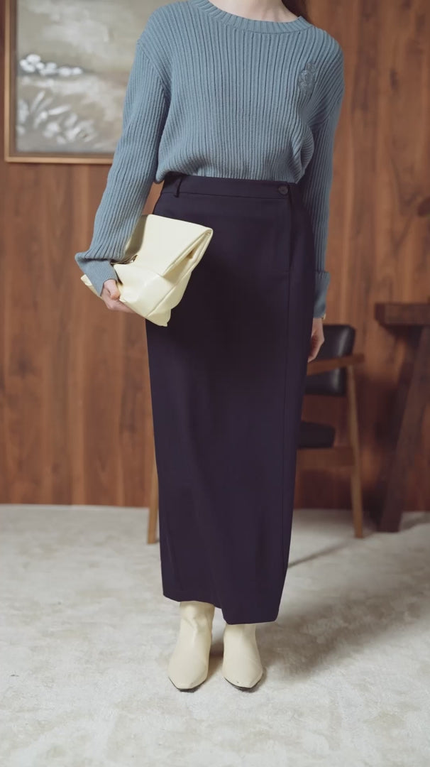Side Button Skirt - video