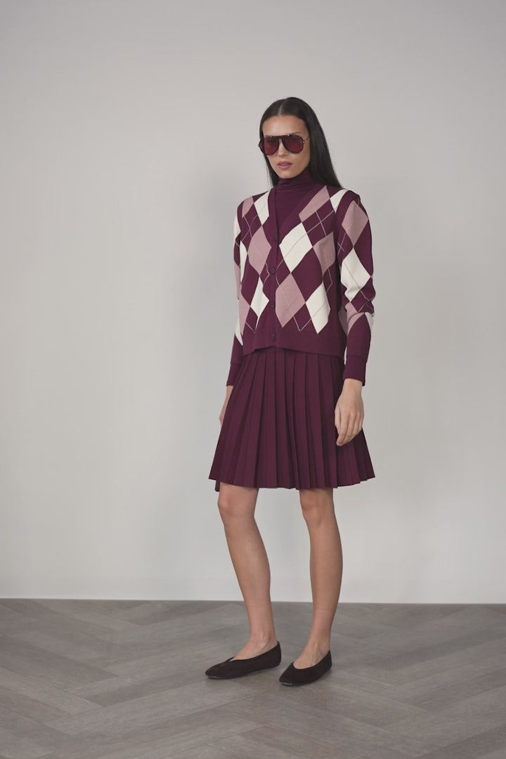 Infinity Skirt, Antique Berry - video