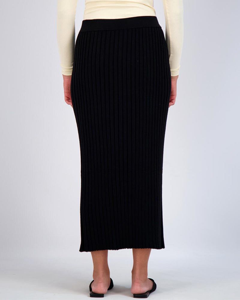 Knit Pleated Skirt Black